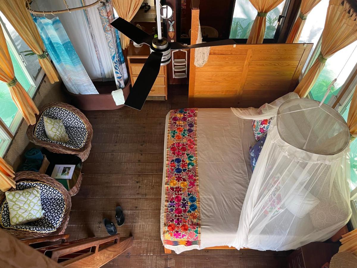 Bungalows Tree Tops - Adults Only Zihuatanejo Exterior photo
