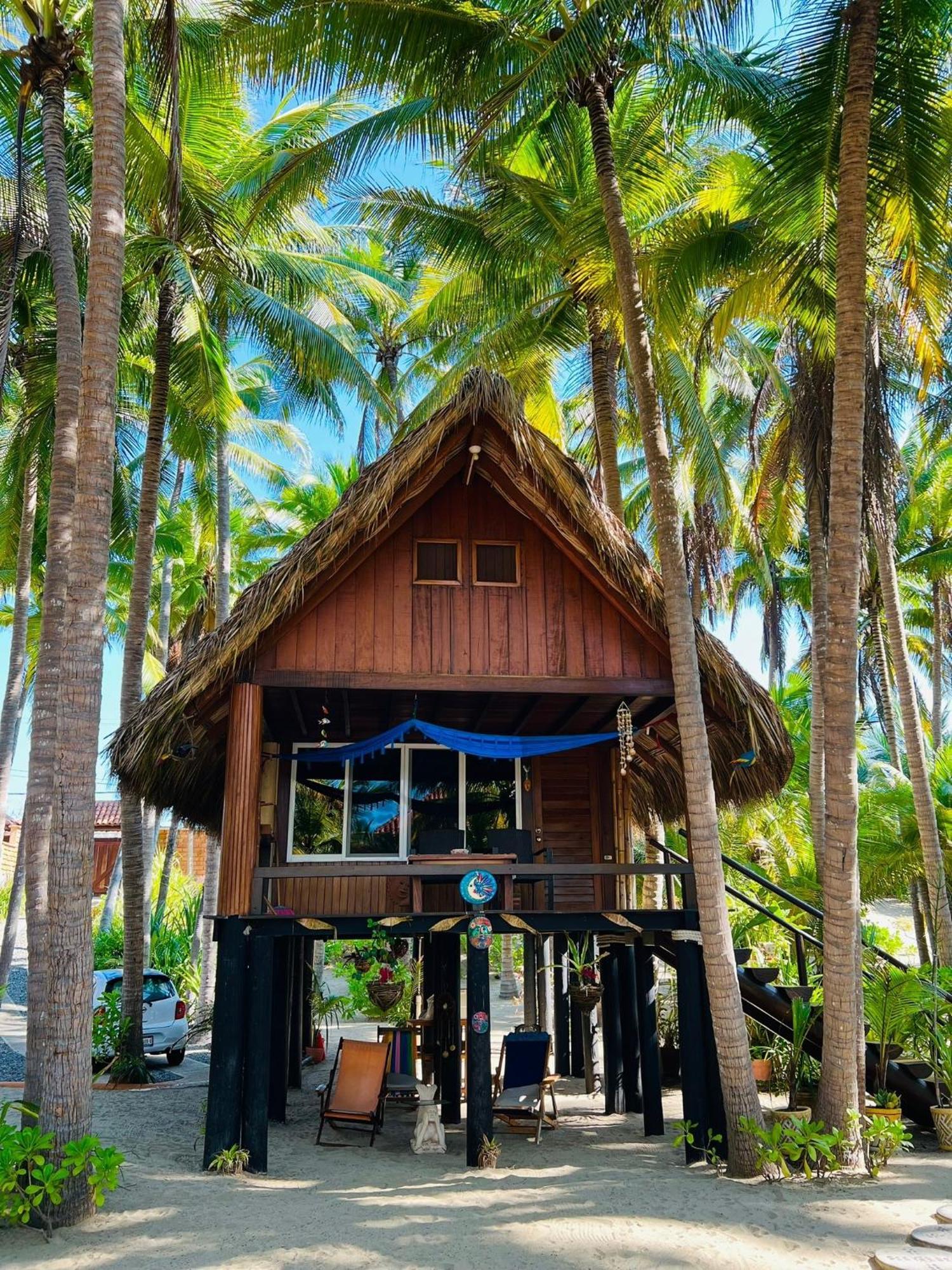 Bungalows Tree Tops - Adults Only Zihuatanejo Exterior photo