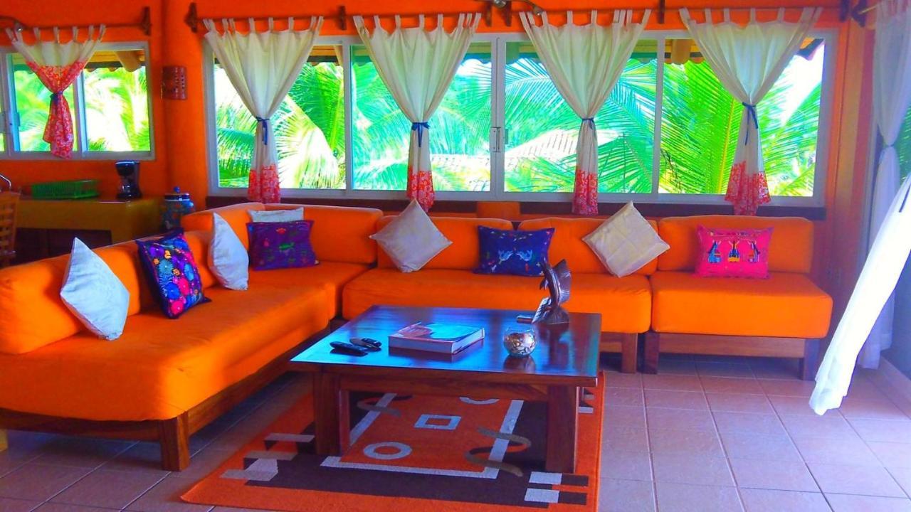 Bungalows Tree Tops - Adults Only Zihuatanejo Exterior photo