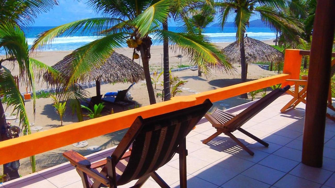 Bungalows Tree Tops - Adults Only Zihuatanejo Exterior photo