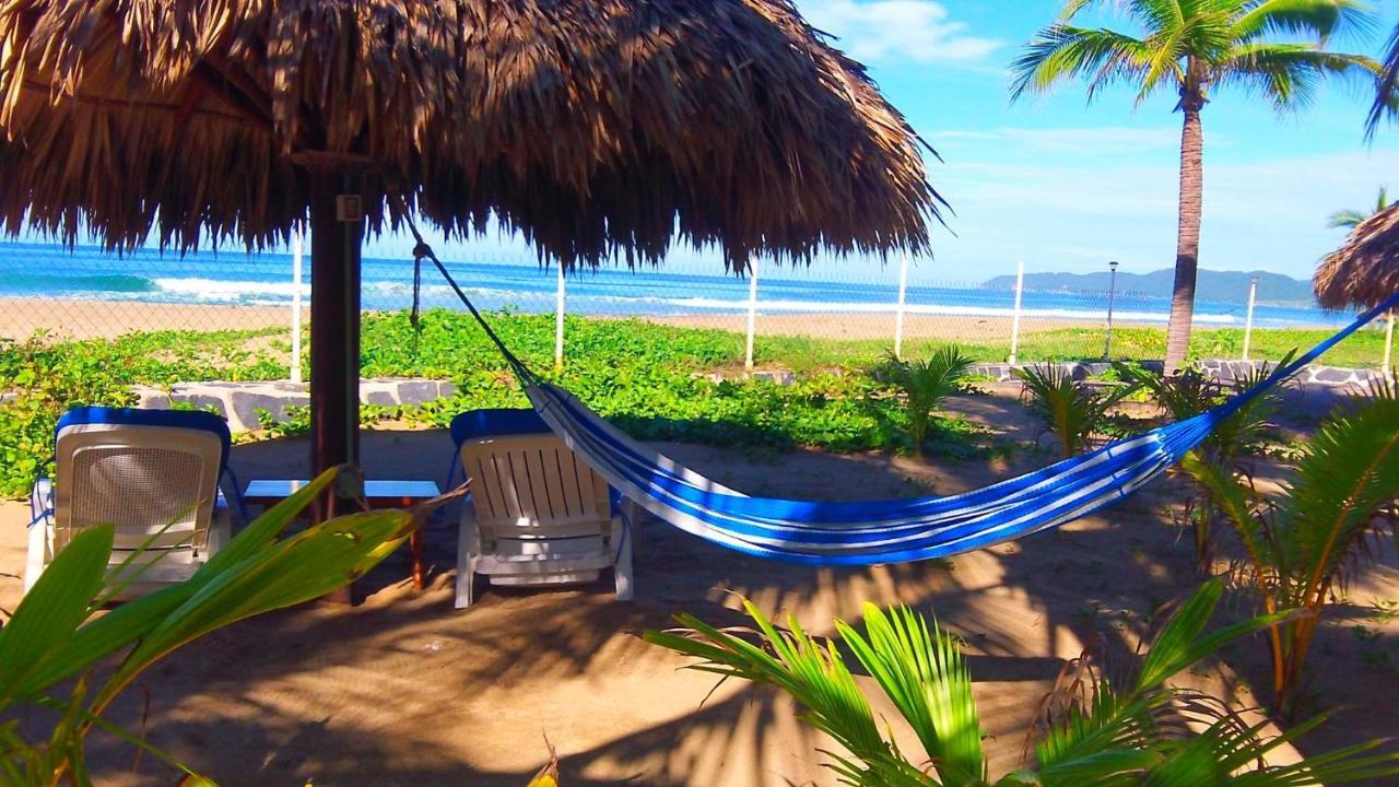 Bungalows Tree Tops - Adults Only Zihuatanejo Exterior photo