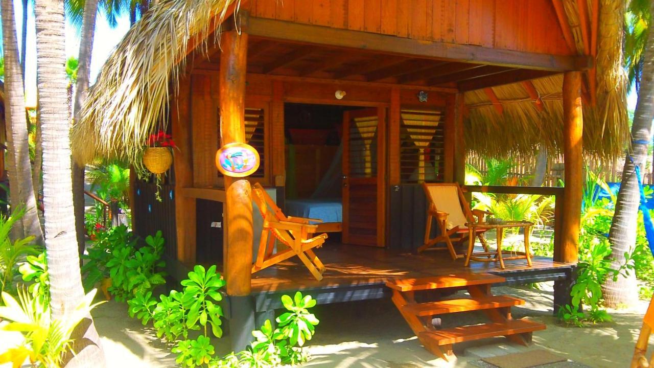 Bungalows Tree Tops - Adults Only Zihuatanejo Exterior photo