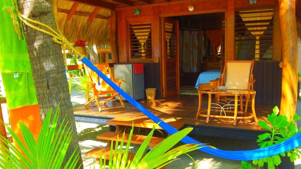 Bungalows Tree Tops - Adults Only Zihuatanejo Exterior photo